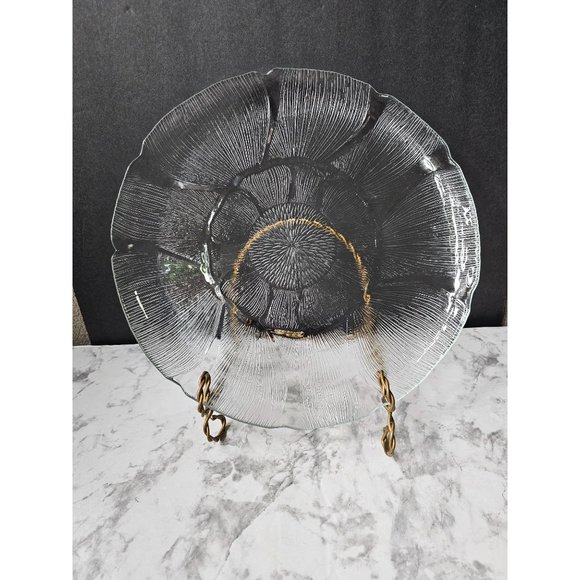 Vintage Arcoroc France 13 Inch "Fleur" Embossed Clear Glass Serving Platter - Picture 1 of 7